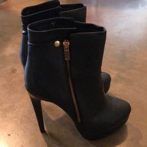 Black Platform High heel Bootie